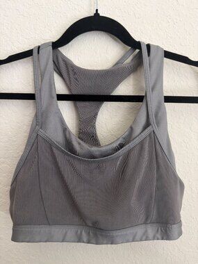 Fabletics Gray Racerback Sports Bra Women's Small Workout Yoga Activewear.  (C)